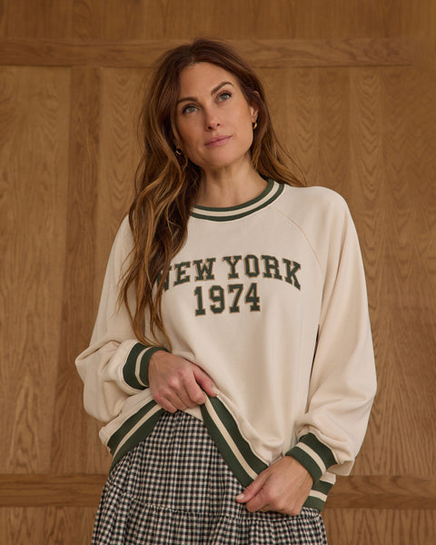 Women's Oversized Raglan Sweatshirt | New York