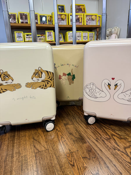 travel suitcase - tiger