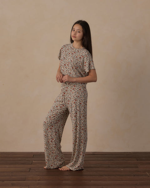 Teen Ruthie Set Holiday Floral