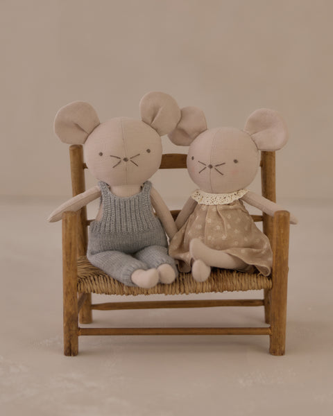 GOLDIE THE MOUSE