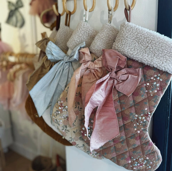 Christmas Stocking || Dusty Pink Roses