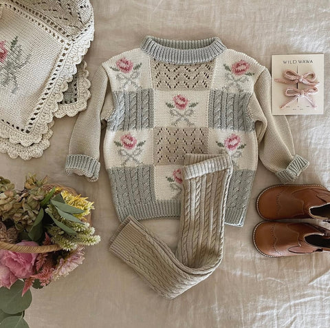Patchwork Sweater Rose Bouquet