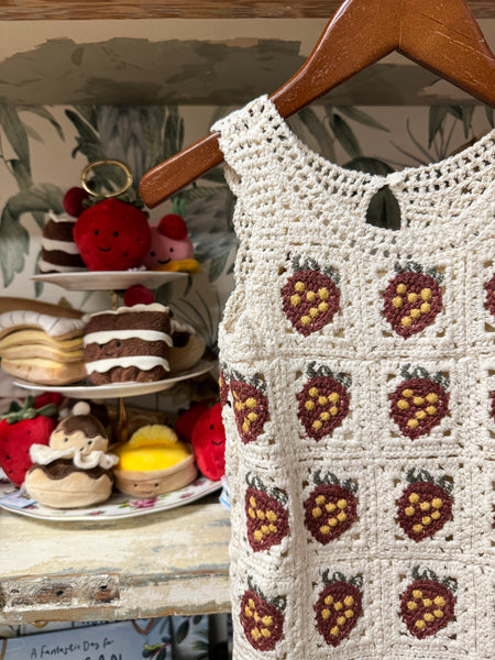 crochet tank mini dress || strawberry