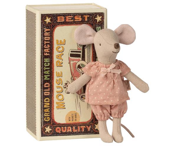 Big sister mouse in matchbox