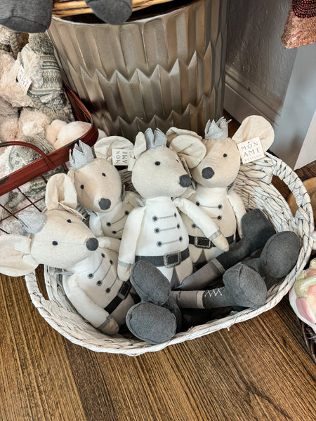 MOUSE KING WHITE