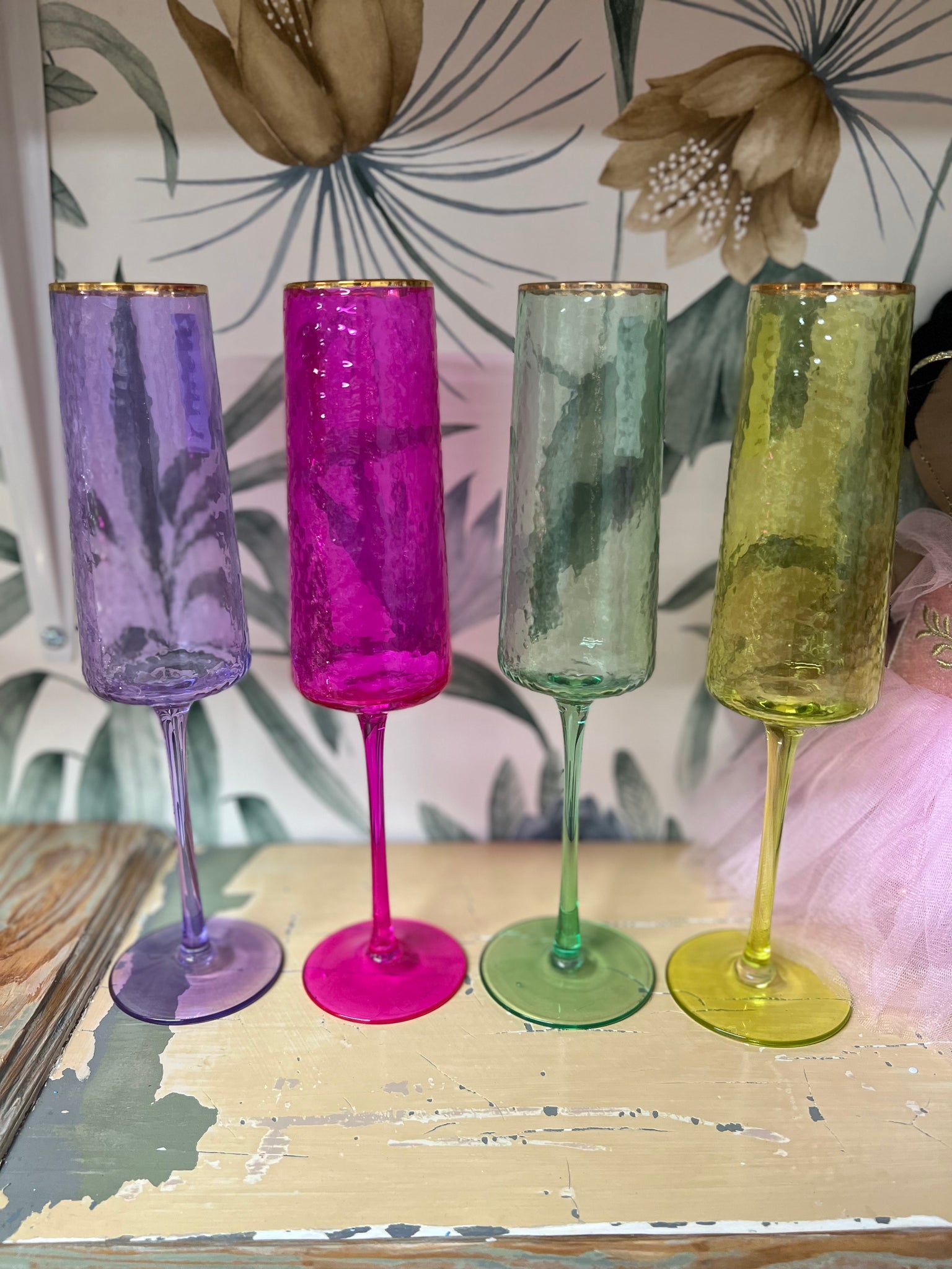 Rainbow Champagne Flutes Set of 6 (6.4 oz) – Crystal Decor