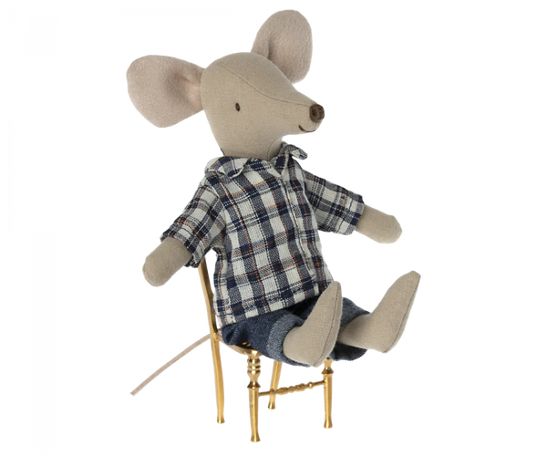 Clothes for Dad Mouse